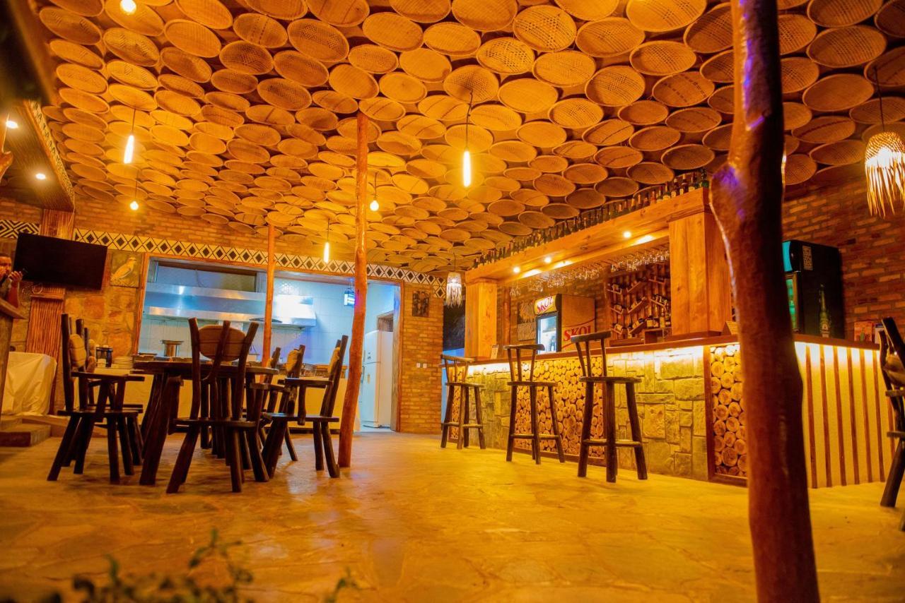 Akagera Transit Lodge Екстериор снимка