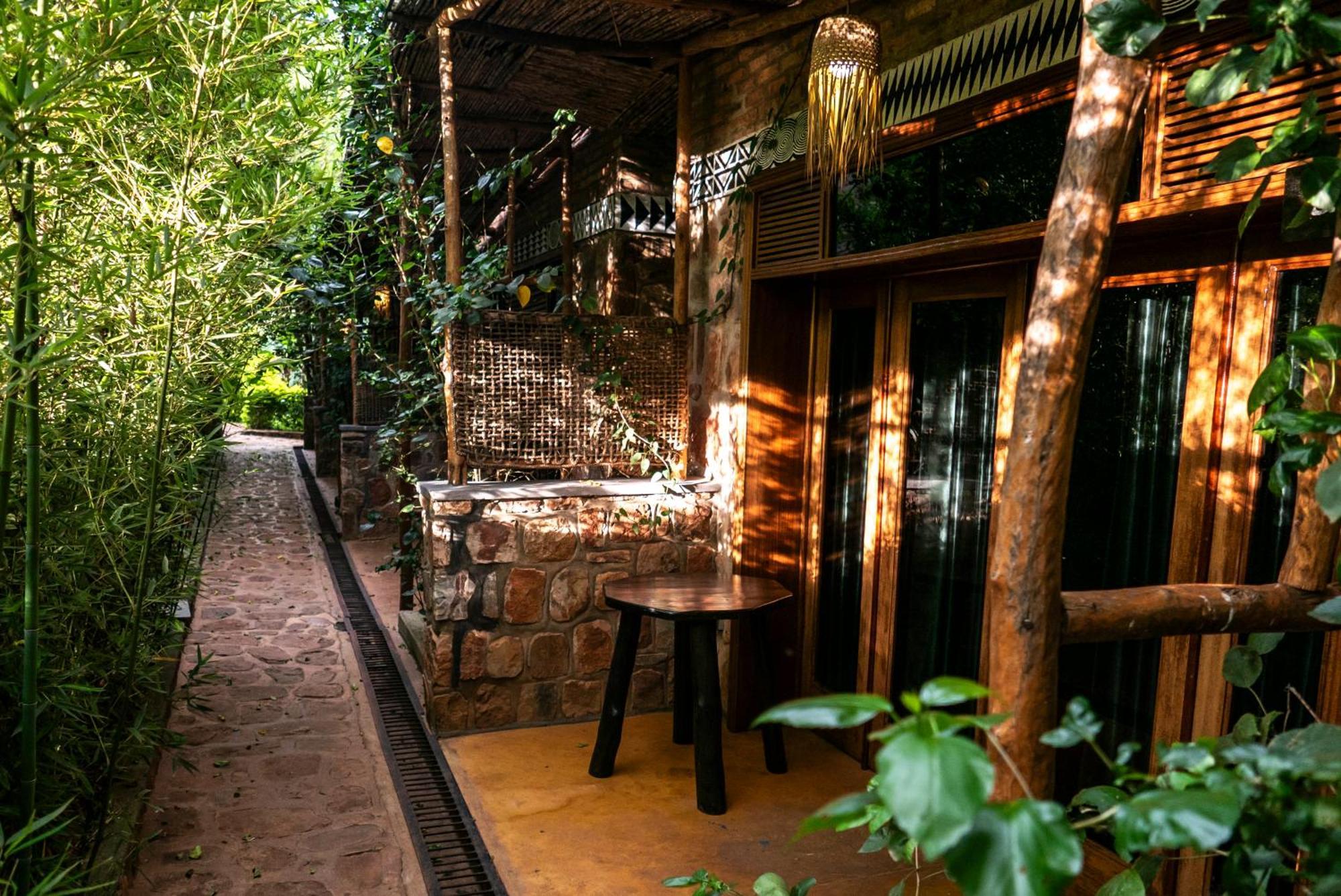 Akagera Transit Lodge Екстериор снимка