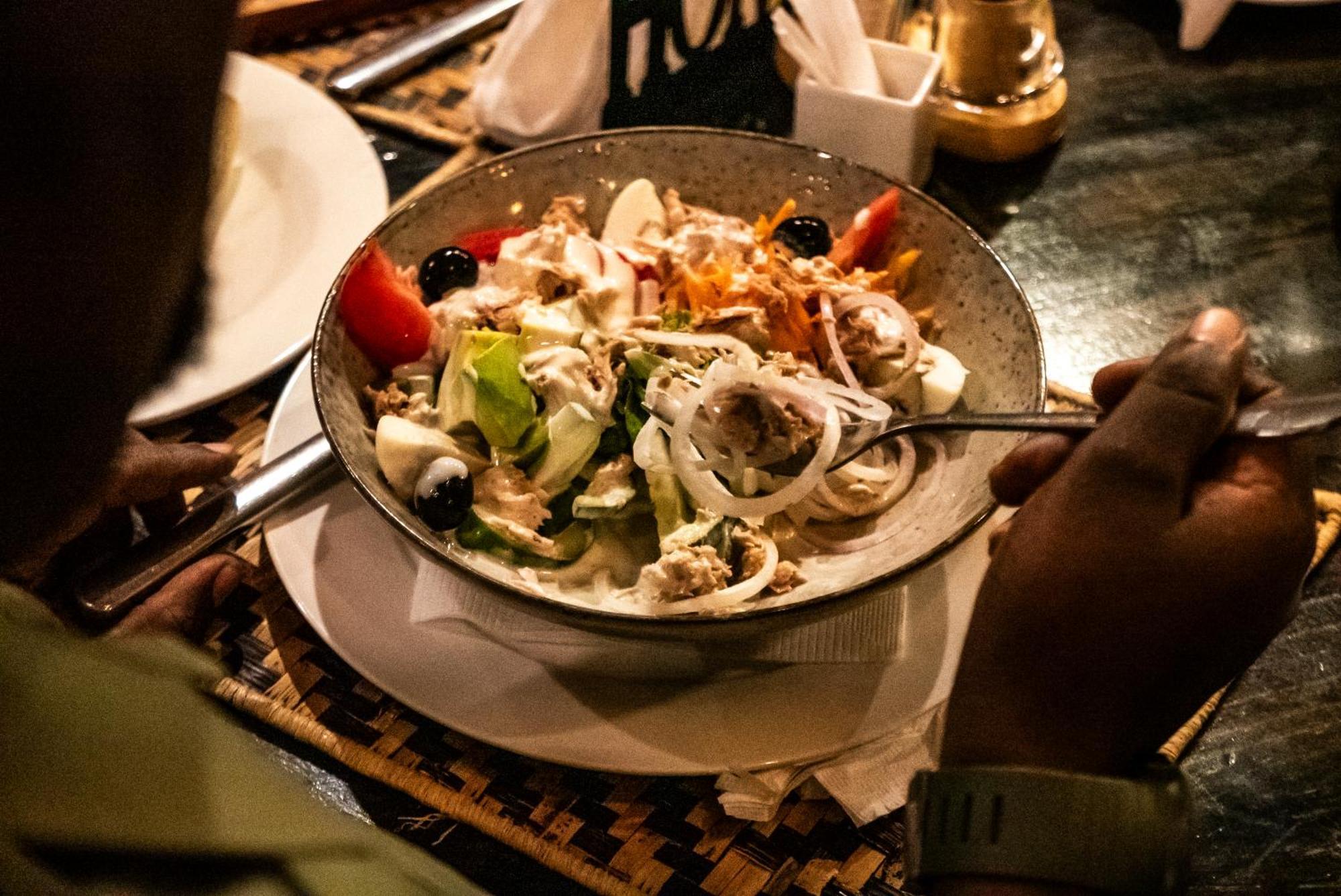 Akagera Transit Lodge Екстериор снимка